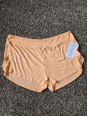 Athleta Light Peach Lounge Shorts